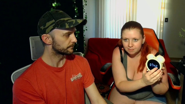 Sin Spice by Sophia Sinclair and Jasper Spice: Beyourlover alarm Klitorisu Sání a vibrátor rozbalení a masturbace