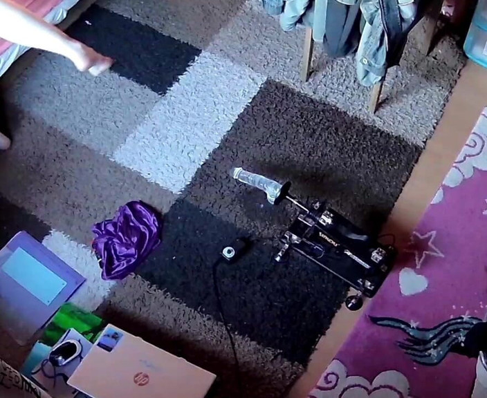 KittieNoOne: Obě díry byly vyvrtané