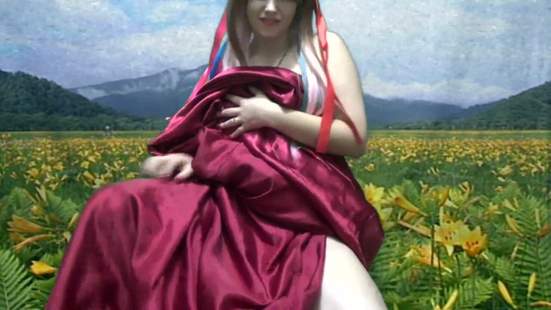 Goddess Misha Goldy: Fumando nella natura e stuzzicandoti