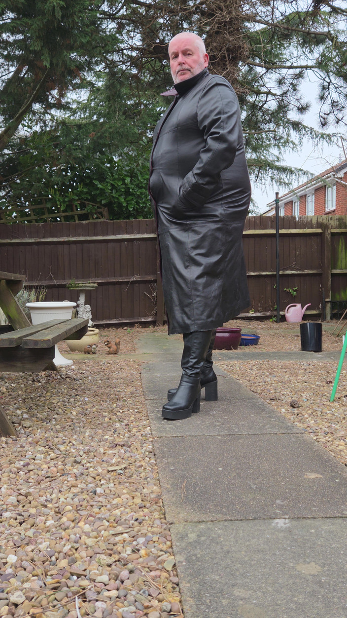 Leatherman63: Kot Leather Trench