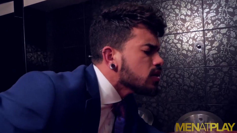Menat Play: Menatplay - Hunky Emir Boscatto and Pietro Duarte anal breed