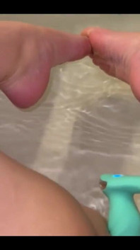 Self Thrusting Dildo in My Pussy