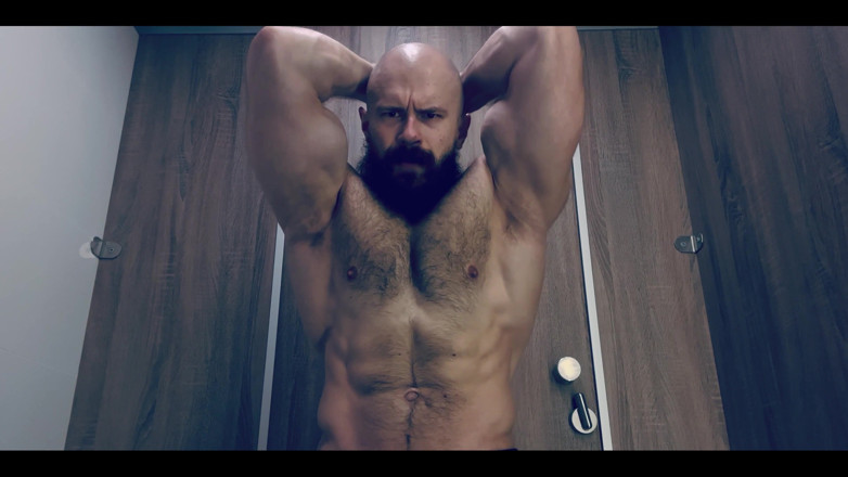 Mister Stone: Hard breathing, musculine scent, bulging veins and muscles