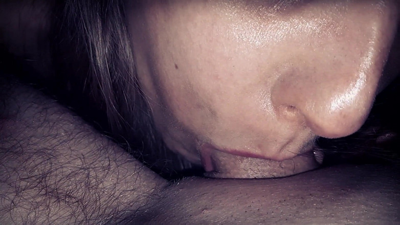 Naughty Adeline: Encore une pipe en POV avec creampie oral