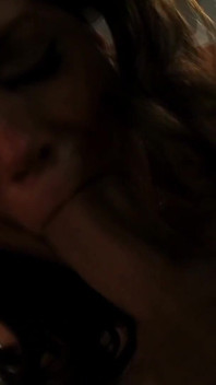 핫한 밤 외출 후 보지를 핥고 젖탱이를 덮는 Tori Black