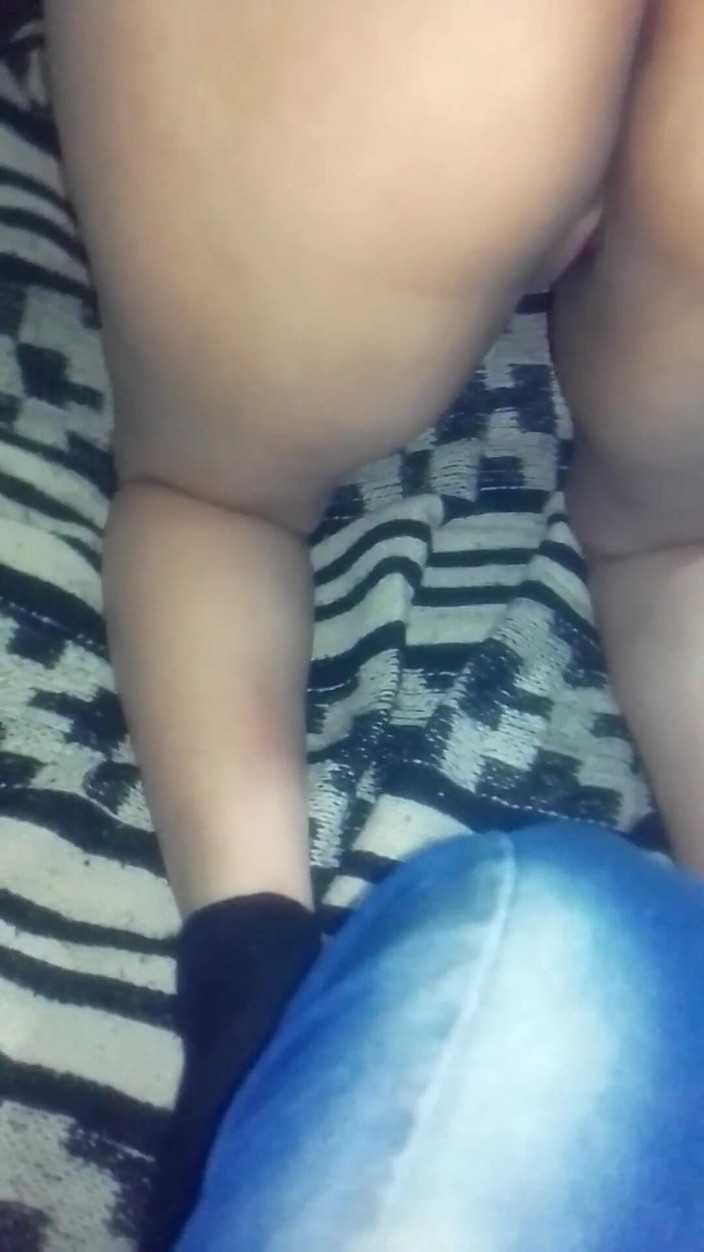 Fitcure1: 派对后，恶魔给我口交，我们做爱