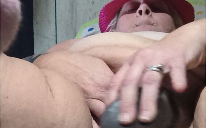 HerculesnVENUS: Memek pelacur longgar setelah angsa hitam besar