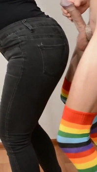 Horny Stepson Tries Unsuccessfully to Fuck a MILF