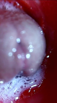 Tatlı delikte çok yakın büyük sperm akışları asmr ıslak gıcırtılar