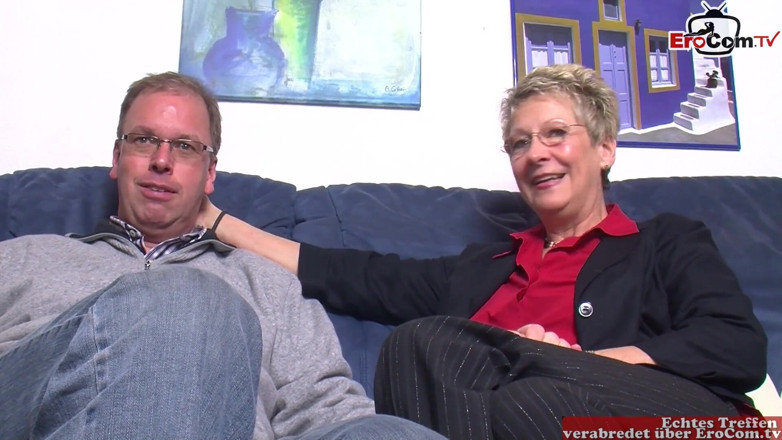 EroCom: Husband fucks with two mature fat German housewives in threesome
