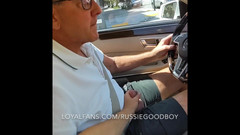 Russie Goodboy: Grote lul stiefvader Jay Taylor zuigen in de auto en...