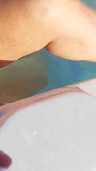 Moglie matura bionda amatoriale gode di sesso all'aperto