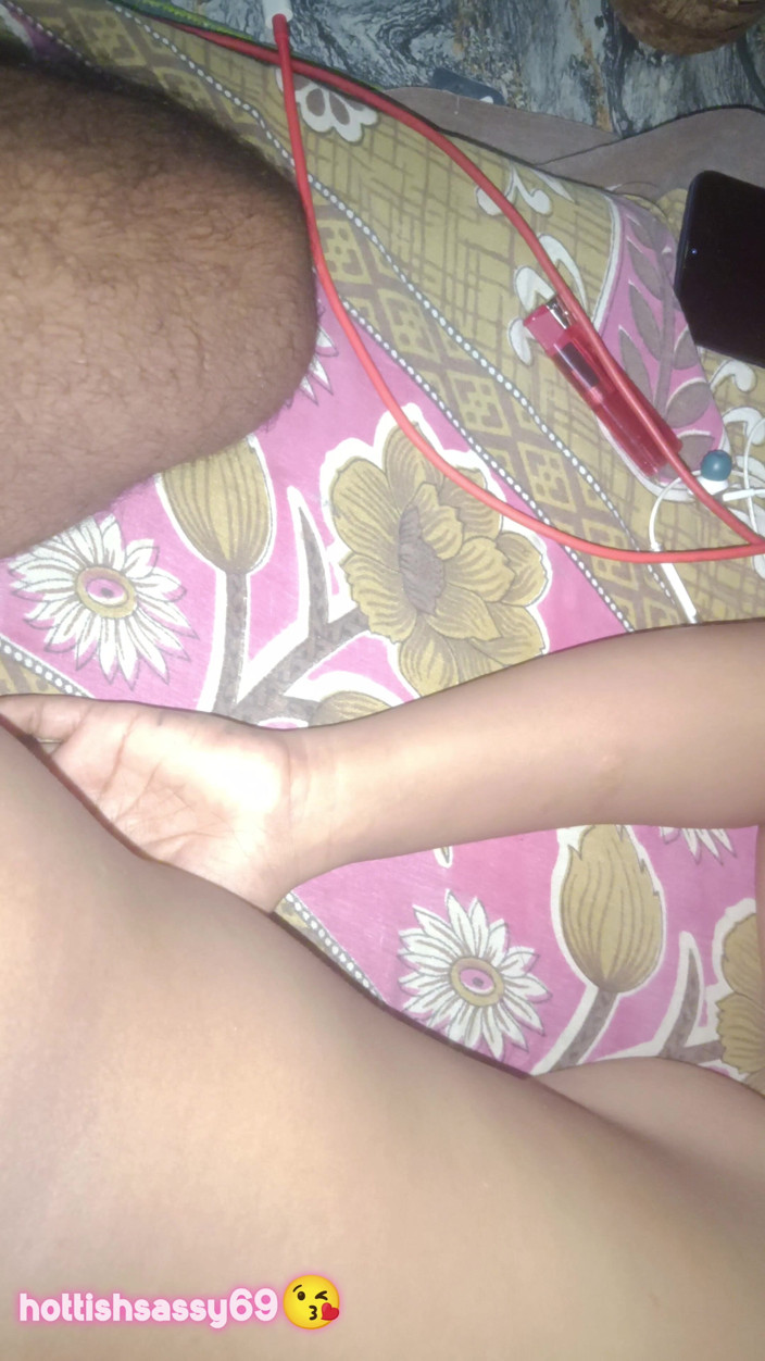 Hottishsassy69: Maagd 18+ geile meid wil mijn neukpartij krijgen.