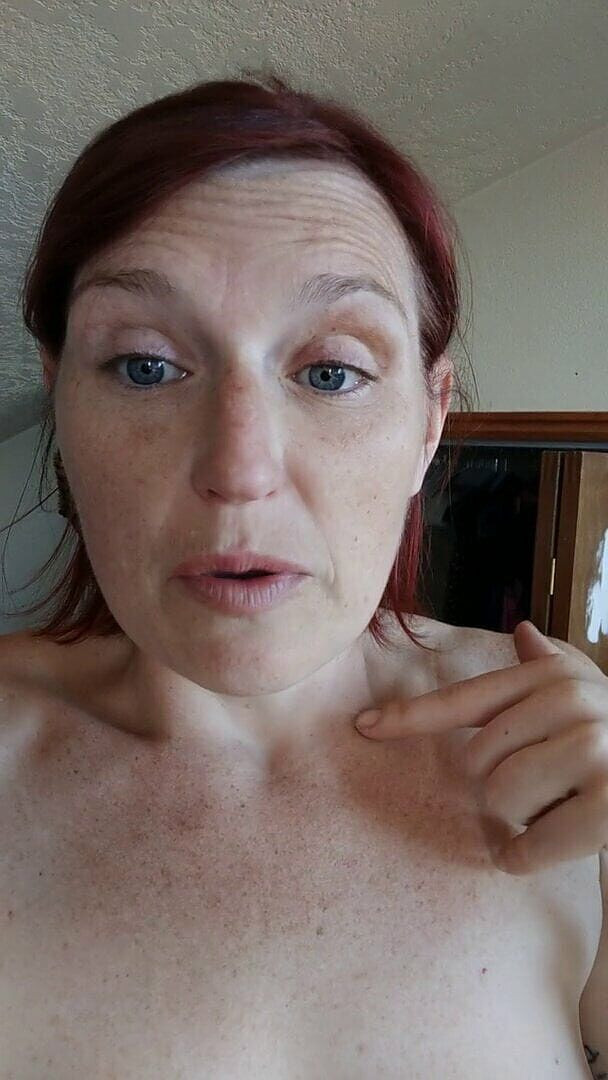 MistressWriggler: Pov mini wank setelah pamer itil baruku karena jauh lebih...