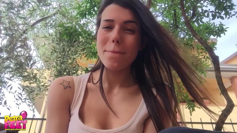 Smokin Fetish: Ela realmente sabe que gosta de fumar