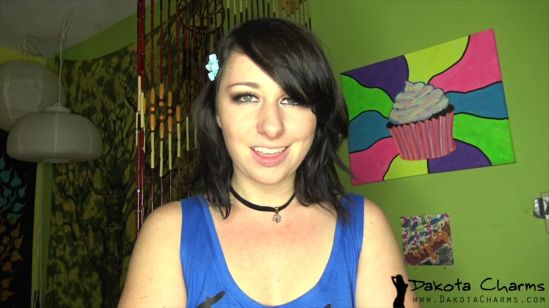 Dakota Charms: Ich weiß über deinen sissy-boy-fetisch
