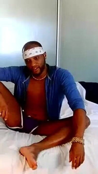 Masturbando para amigo na cam