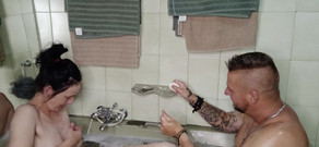 Bigjoefuckalott: 욕조에서 나와 내 의붓여친