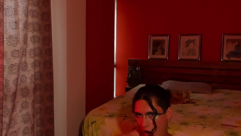 Artesensual: Femboy indah dengan muka cantik dan tubuh halus soleknya membuatkannya...