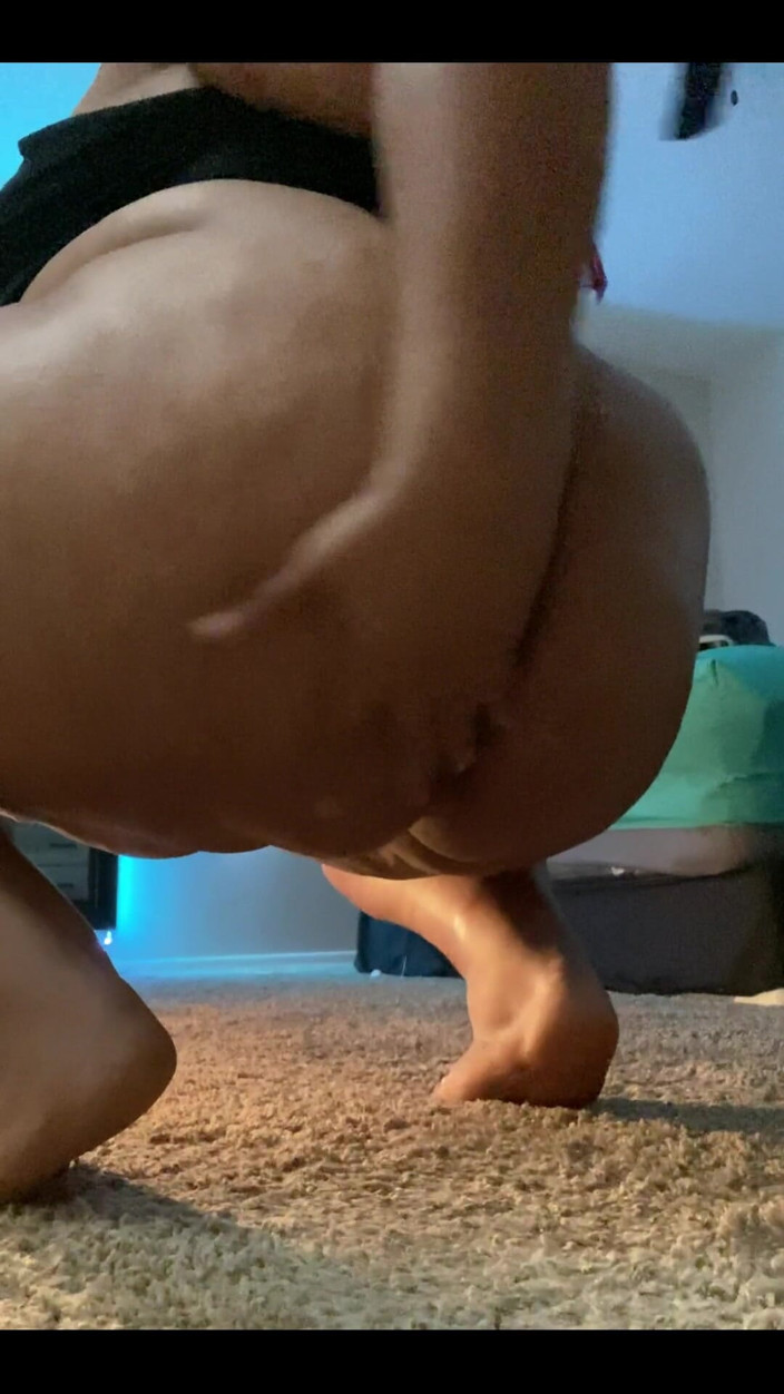 Biggdebbie solo: I’m on My Last Day but I Wanna See What...