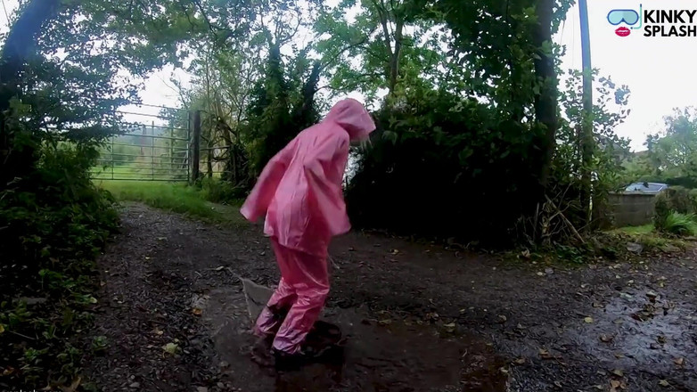 UKCuteGirl: Lucy průhledné rainwear &amp; venkovní veřejné škádlení kundičky