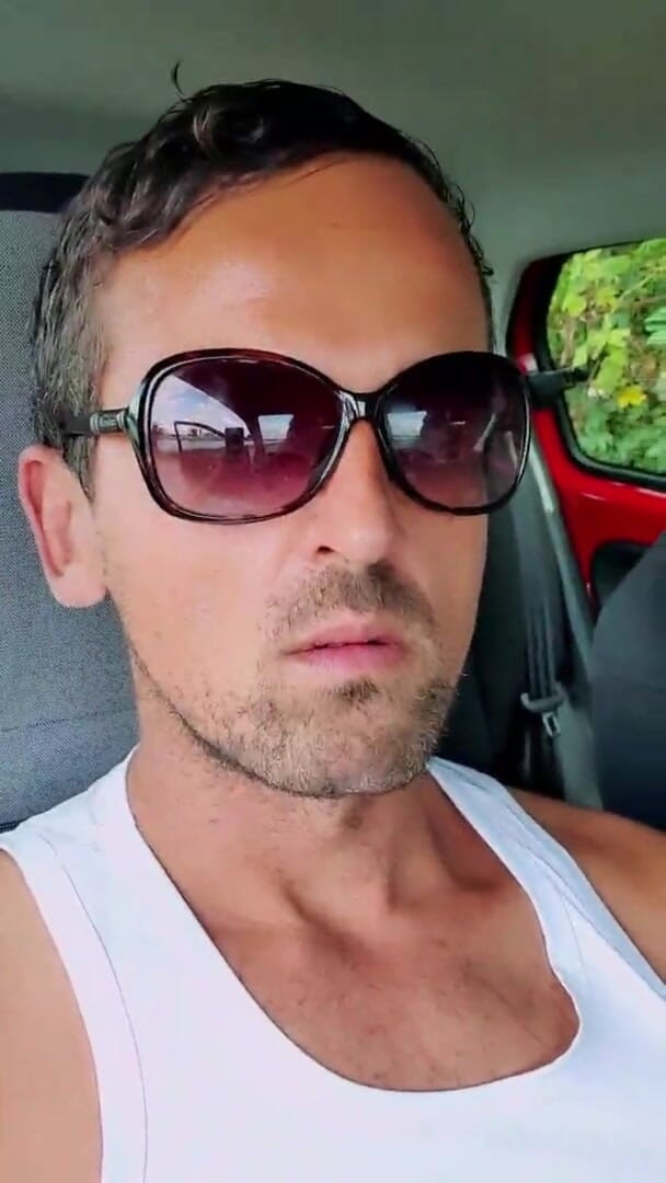 Slutboyben: -блюшка Cam4 с мозгами эксгибиционистке