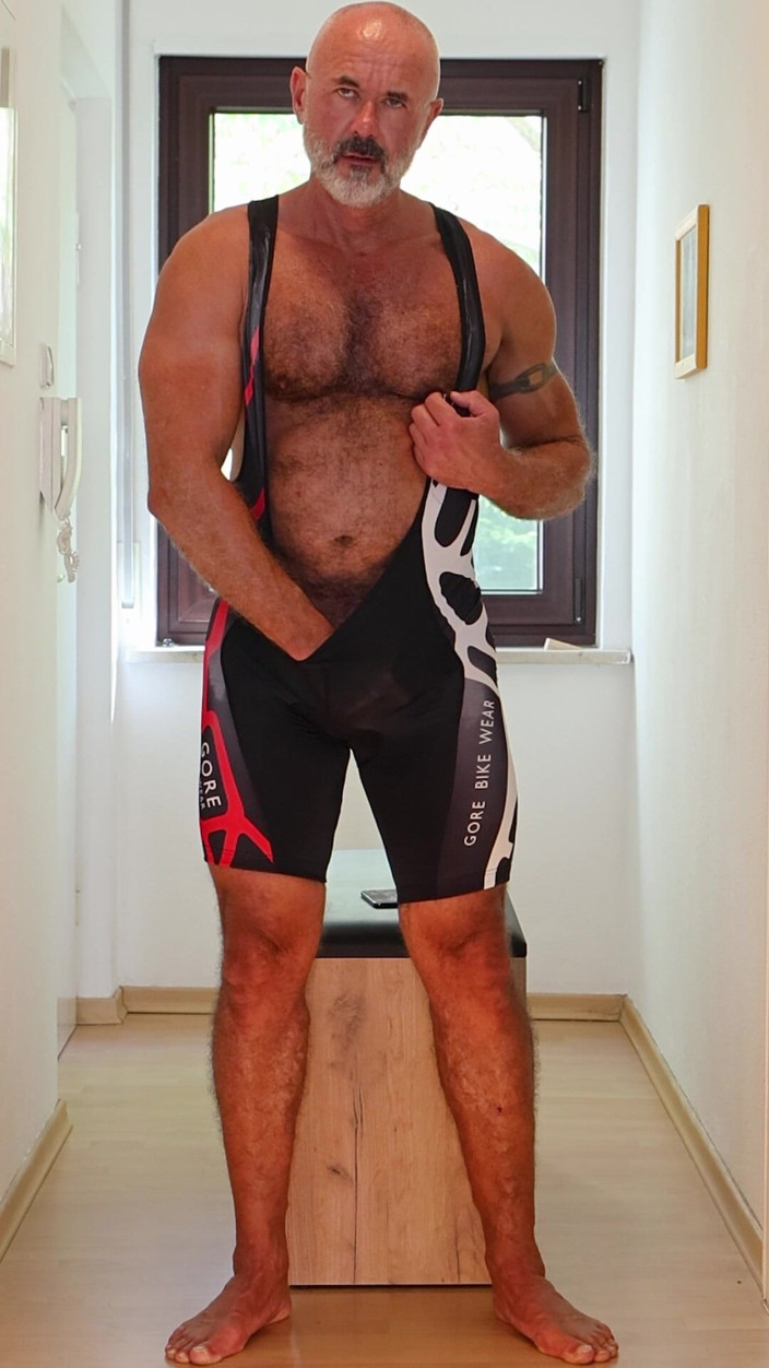Mike Gross: Fun in Cycling Gear