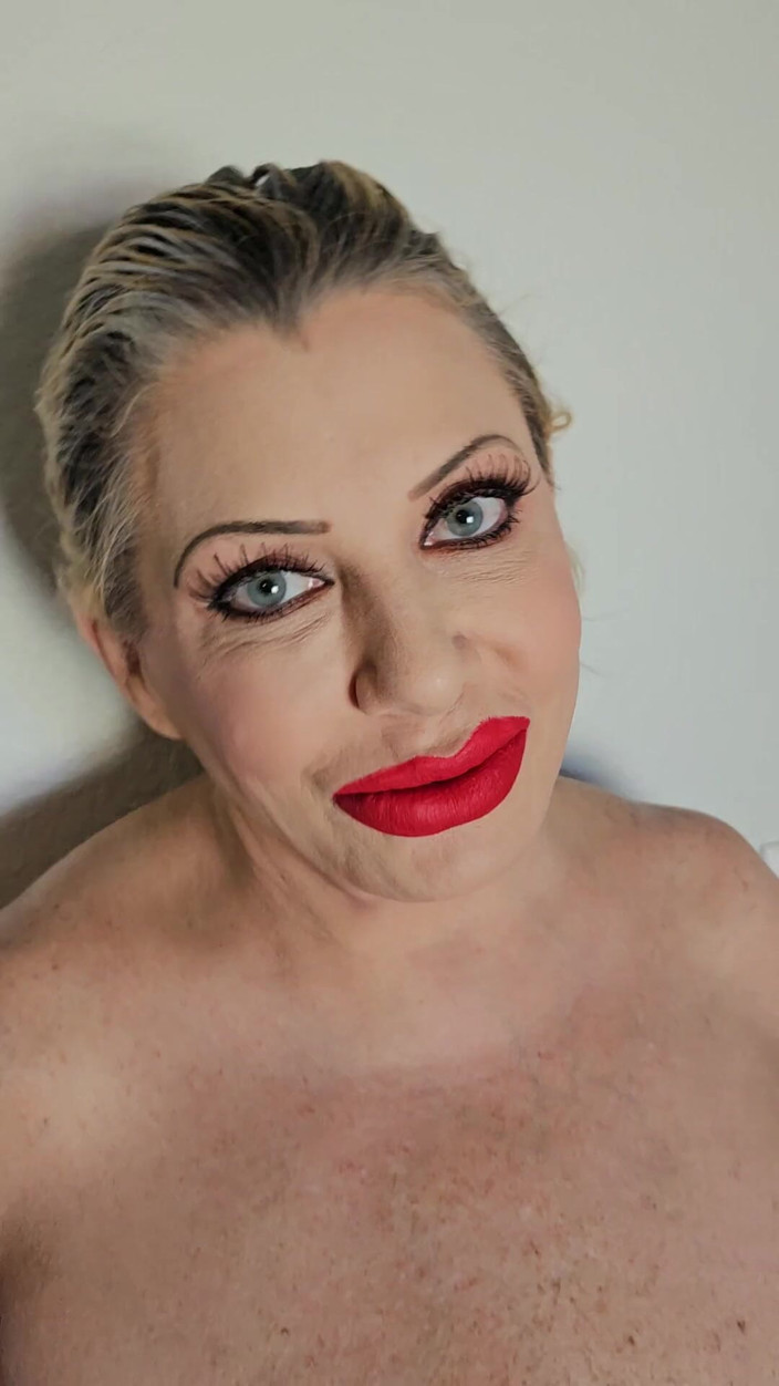 Claudia Marie: Claudia Marie - nueva actualización de tetas falsas