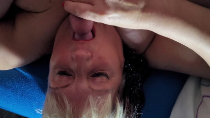 Lujuriosos: I suck his cock while sitting on my tits