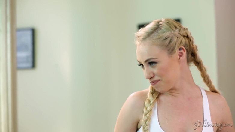 Girlsway: Girlsway - Adriana &amp; Lyra - de kunst van lesbisch anaal