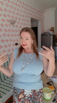 Hetaste stora bröst studsar av Maria Old MILF