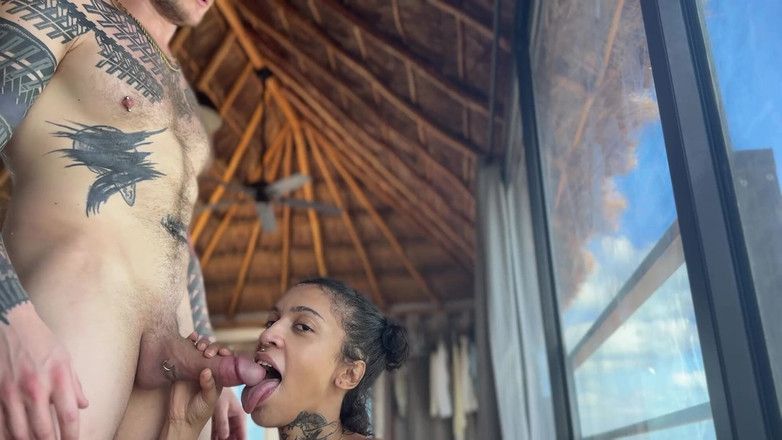 Peter J Hooke: Wielkie cycki Wielki tyłek Ravyn Alexa zostaje zerżnięta i oszklona...