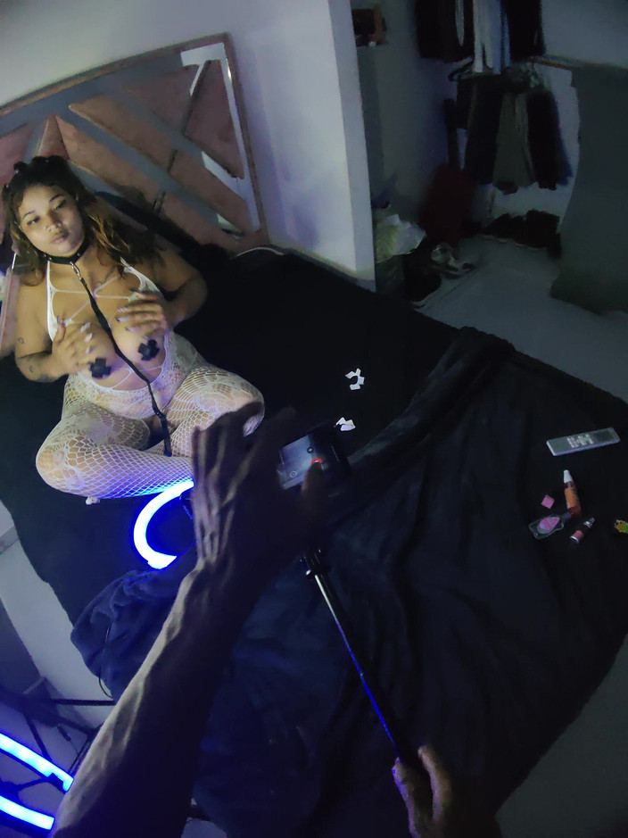 PABLO N3GROBAR: Sezóna čtyři - Lil Pony Živě