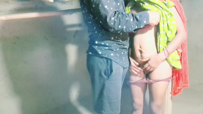 Trilokinath: Heiße sexy bhabhi löschte ihren muschi-Durst mit dem diener