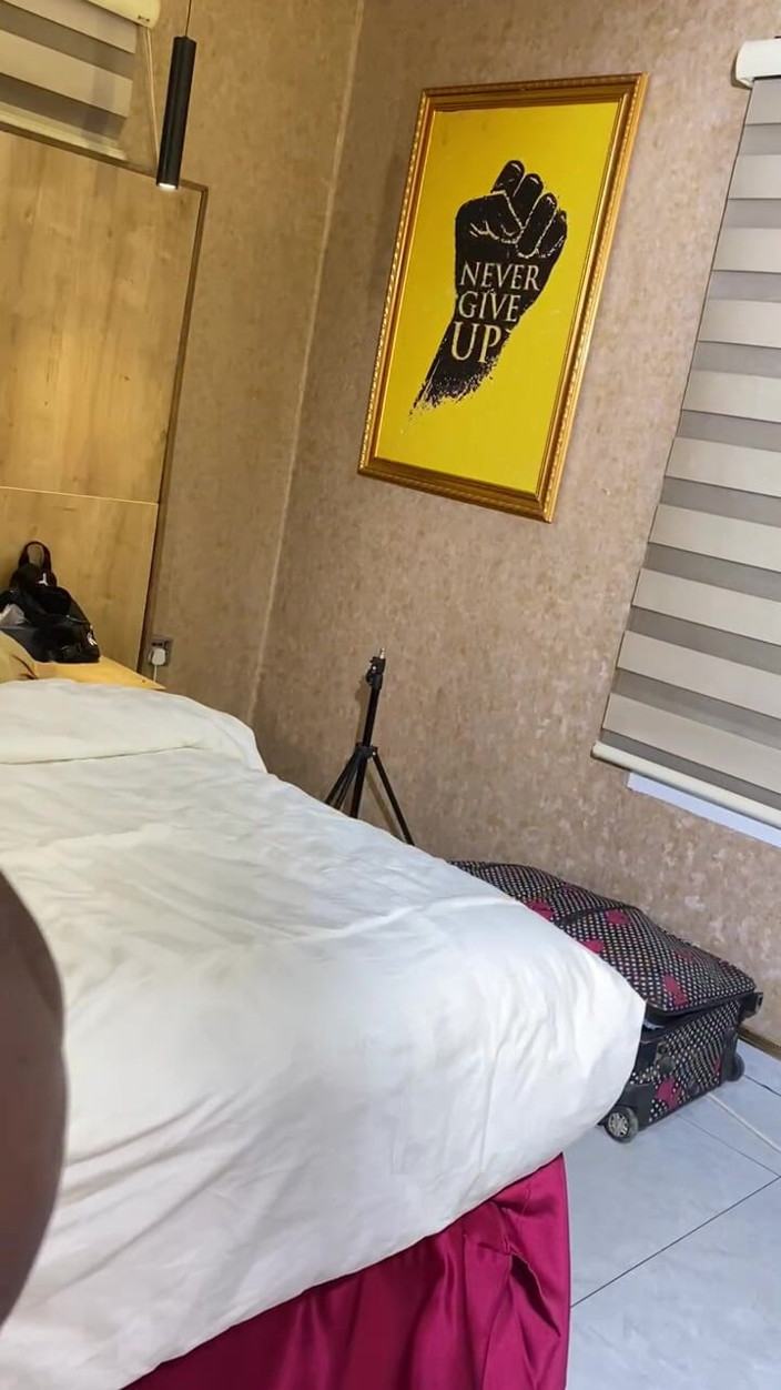 Funfor10k straight videos only: Gym Bro Takes Baddie to a Hotel Room to Fuck...