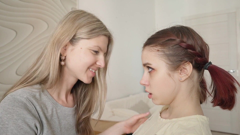 Yukki Amey: Gina Gerson fucks Yukki Amey till she orgasms