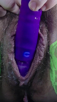 MILF Extreme Close up Fat Pussy G Spot Vibrator Play & Orgasm