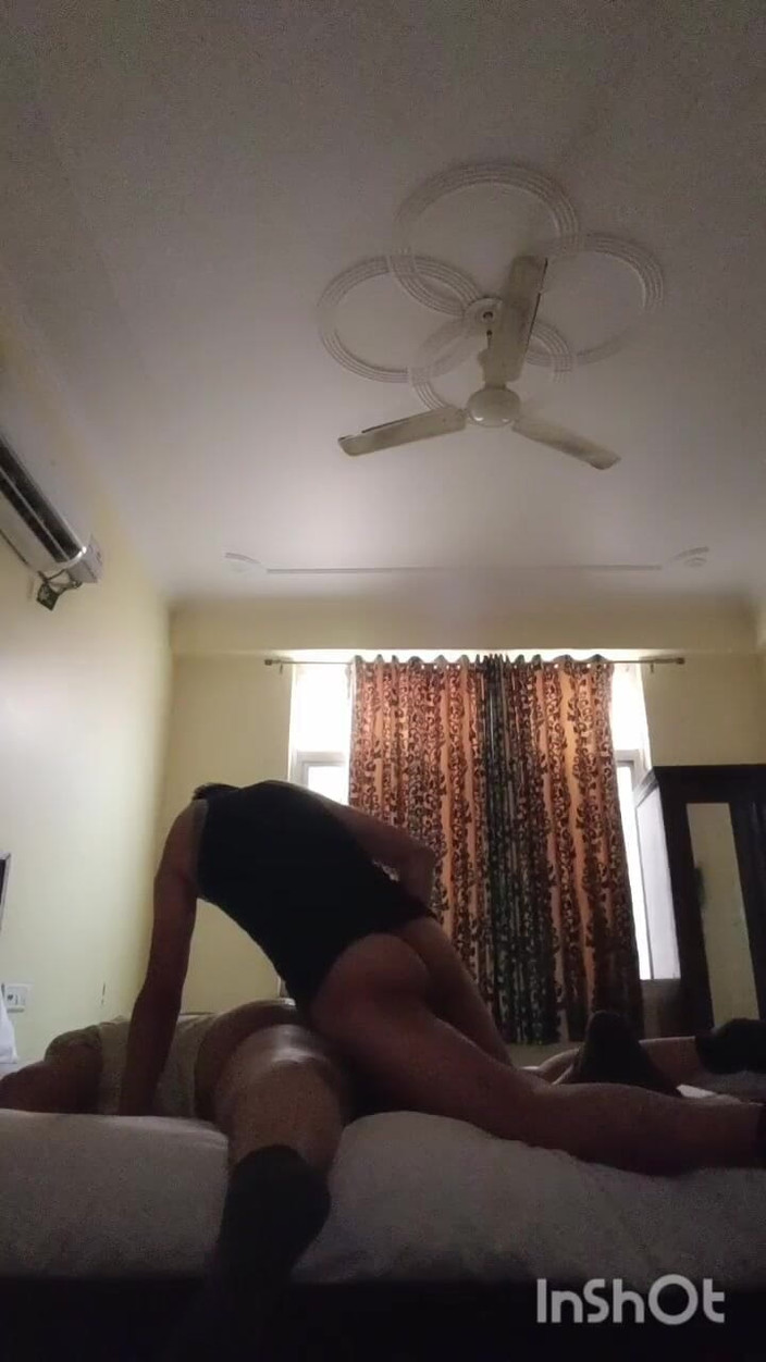 Sexgarl84: 彼女の鶏肉を処分しました。