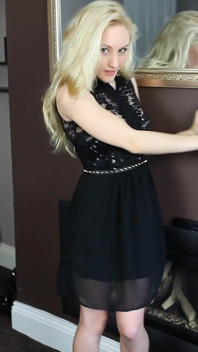 Rachelle Summers - vestido preto sexy