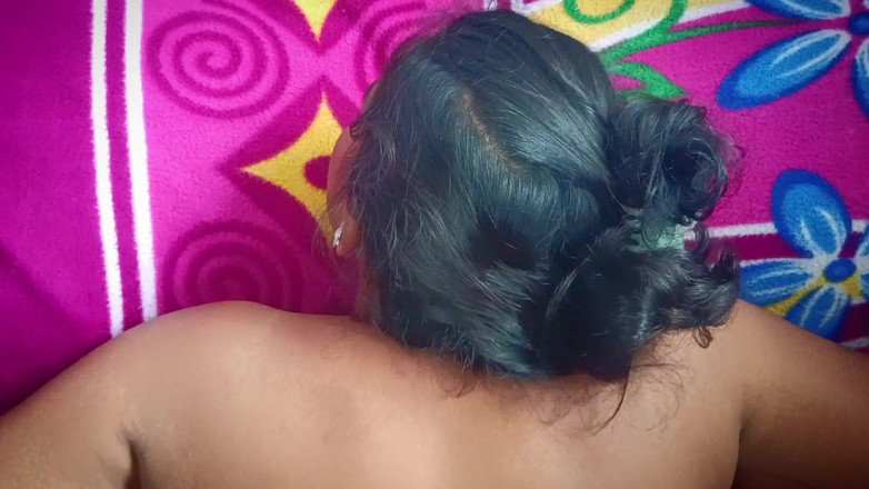 Mary V: 그녀의 엉덩이를 처음으로 따먹어