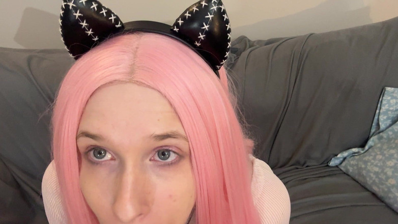 EmoDream1998: Si jalang bubblegum yang nakal menghisap buih