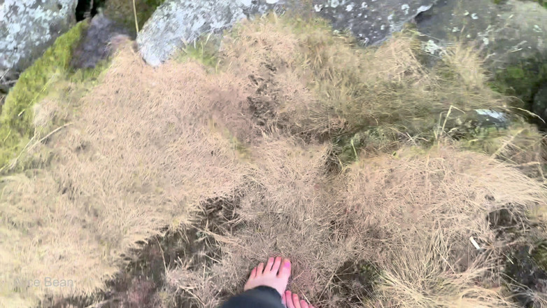 Alice Bean: Escalade aux pieds nus