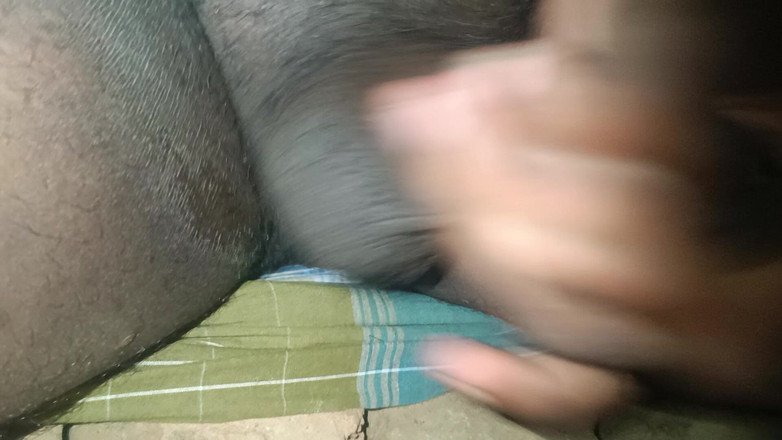 Goodboy_tamil: Ngocok kontol sampai crot