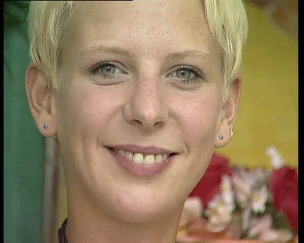 YOUR FIRST PORN: Blonde Paula in Weisem Lingerie Traut Sich Nicht - Blonde Paula...