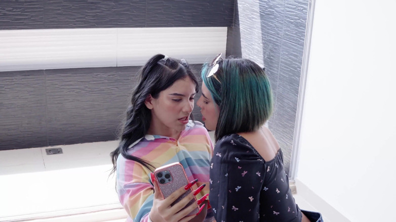 MinGalilea: Min Galilea propone a Kylie Eilish di renderla famosa sui...