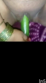 Karwacaut Me Desi Bhabhi Ka Gift Mere Liye Chut Me Khira Dala