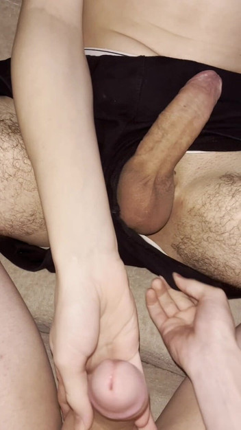 HangryAssActivDick: Seus Twinks E.