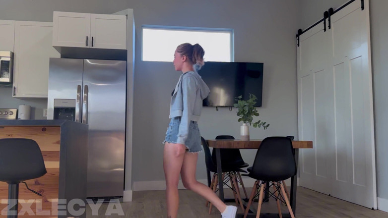 Zxlecya: Offered a Dick to His Stepsister’s Friend