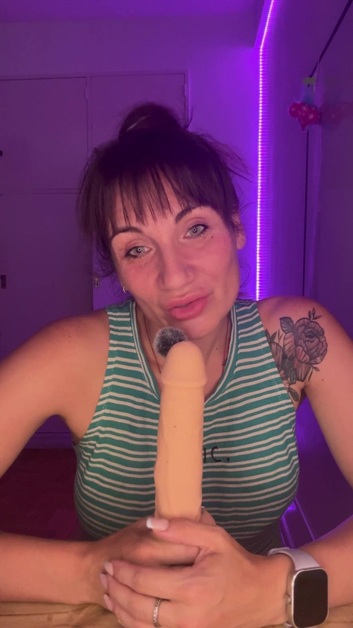AngelQueen: Sph Vernedering Kleine Penis In het Spaans