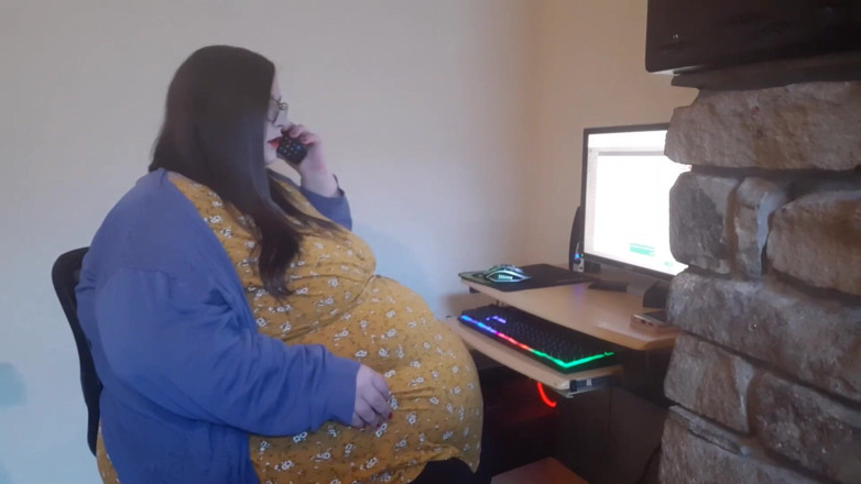 SSBBWLadyBrads: 상사에게 굴욕을 당하는 SSBBW 비서 - 판타지